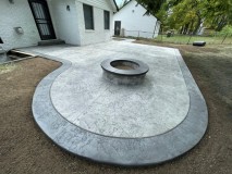 Oxford Slate - Pewter Integral - Charcoal Release - Storm Gray Hardener Border - Gray Block Fire Pit with Dark Gray Top Cap